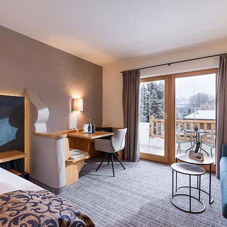Hotel & Spa Sonne 4 Sterne Superior Kirchberg in Tirol Bagian luar foto