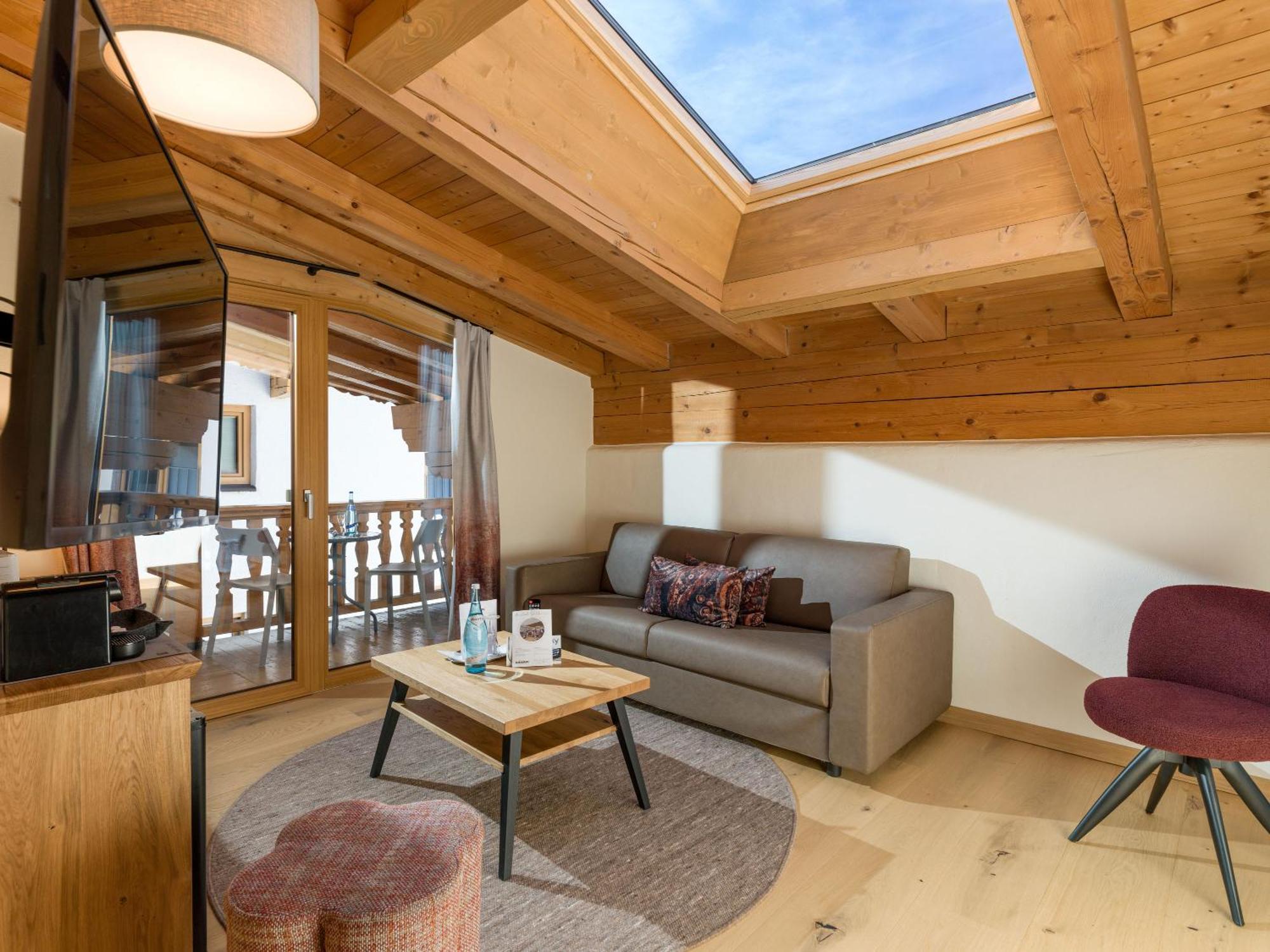Hotel & Spa Sonne 4 Sterne Superior Kirchberg in Tirol Bagian luar foto