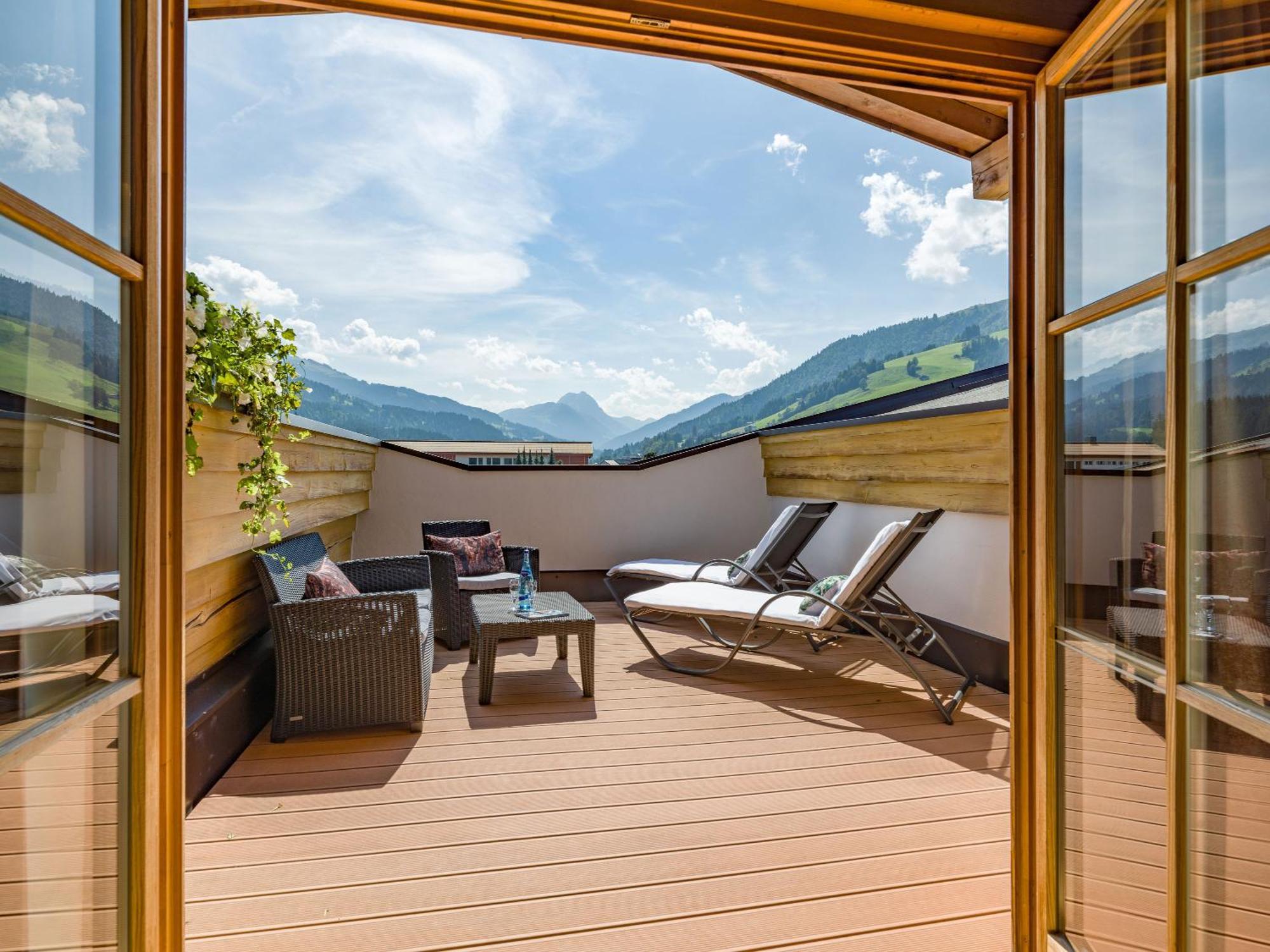 Hotel & Spa Sonne 4 Sterne Superior Kirchberg in Tirol Bagian luar foto